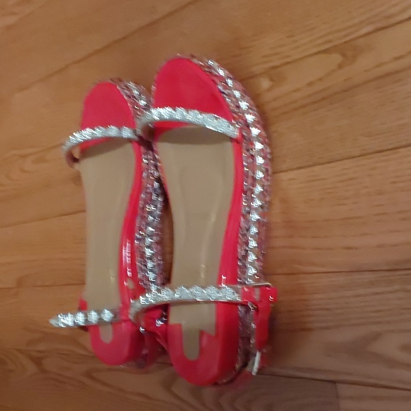 CHRISTIAN LOUBOUTIN PIRA RYAD SANDAL SIZE 42 ( BUT CHECK MEASUREMENTS FIRST) - Picture 3 of 9